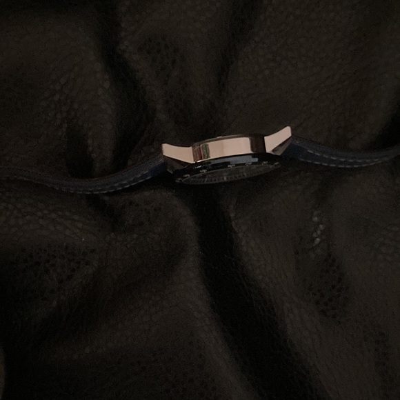 Mens Citizen watch glow in the dark. - Picture 3 of 5